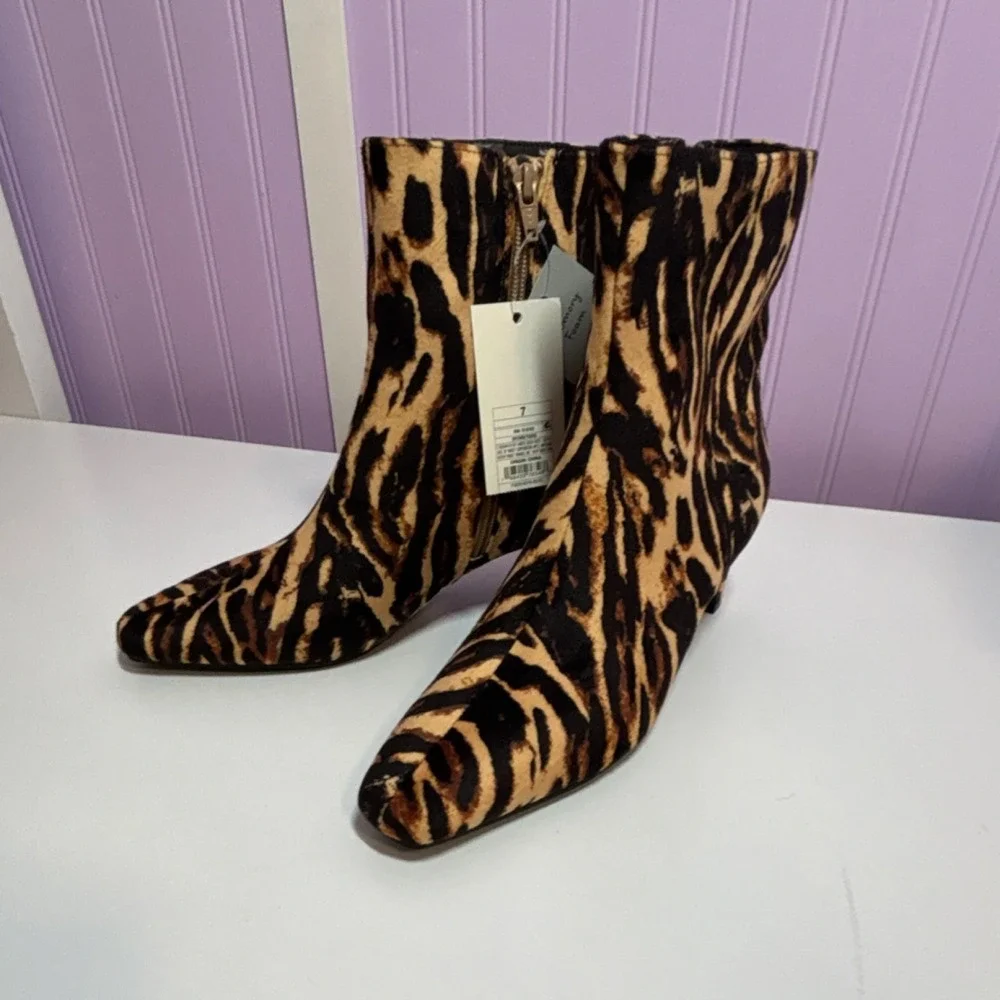 A New Day Women's Animal Print Ankle Bootie Pointed Toe Zip Brown/Black 7